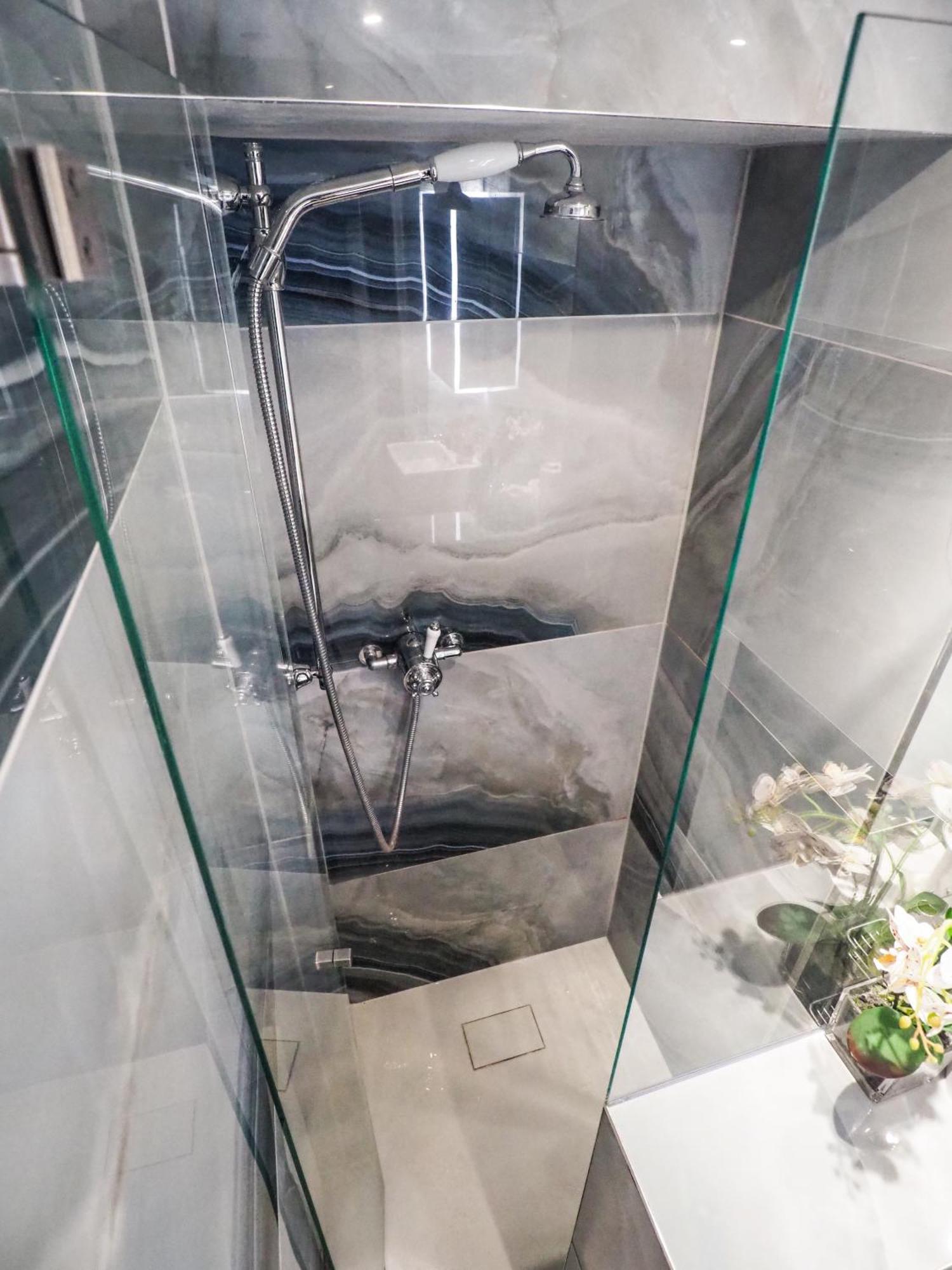 Апартаменты Alluring Flat In *